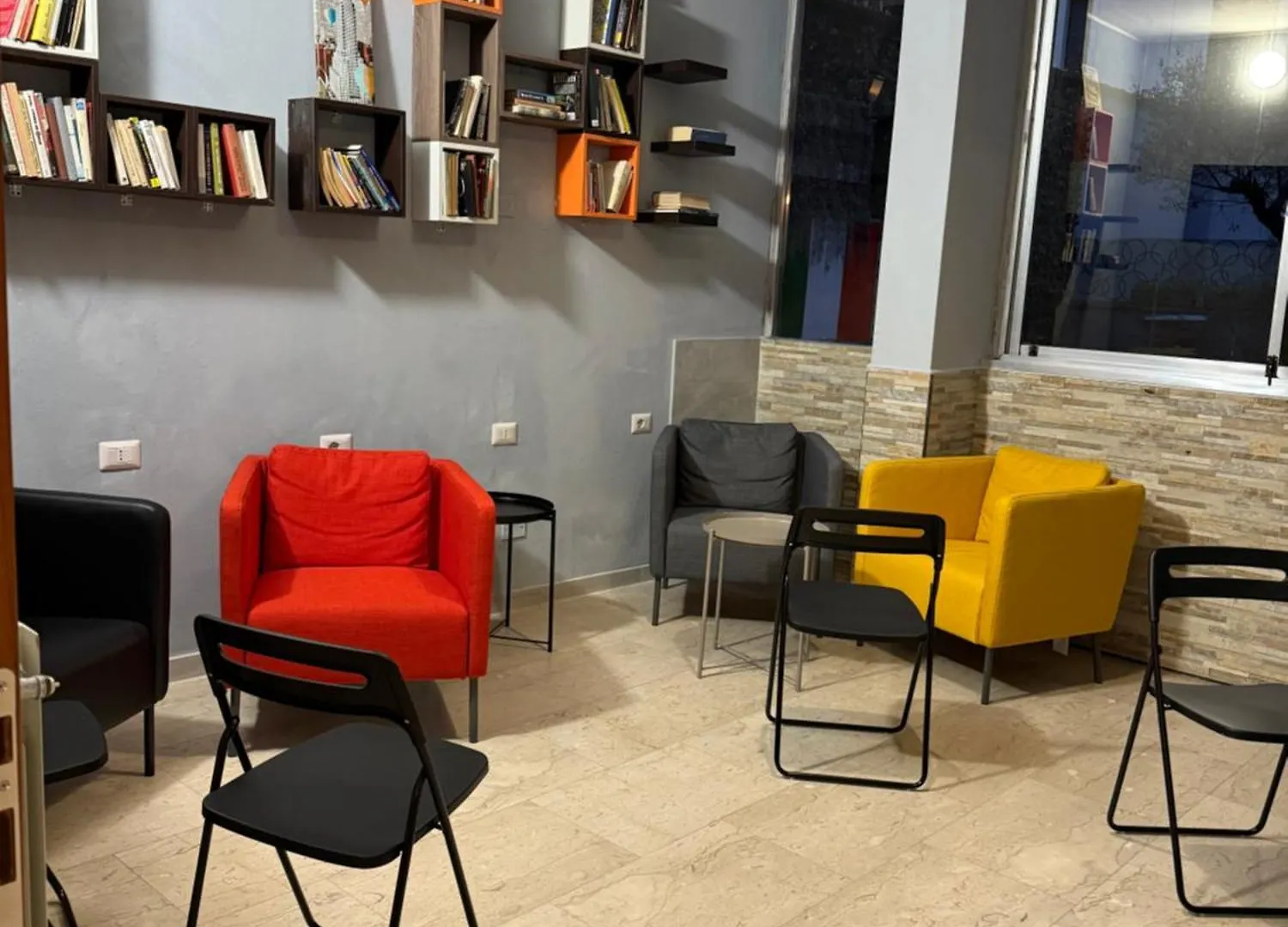 Lion University & Youth Hostel Milano