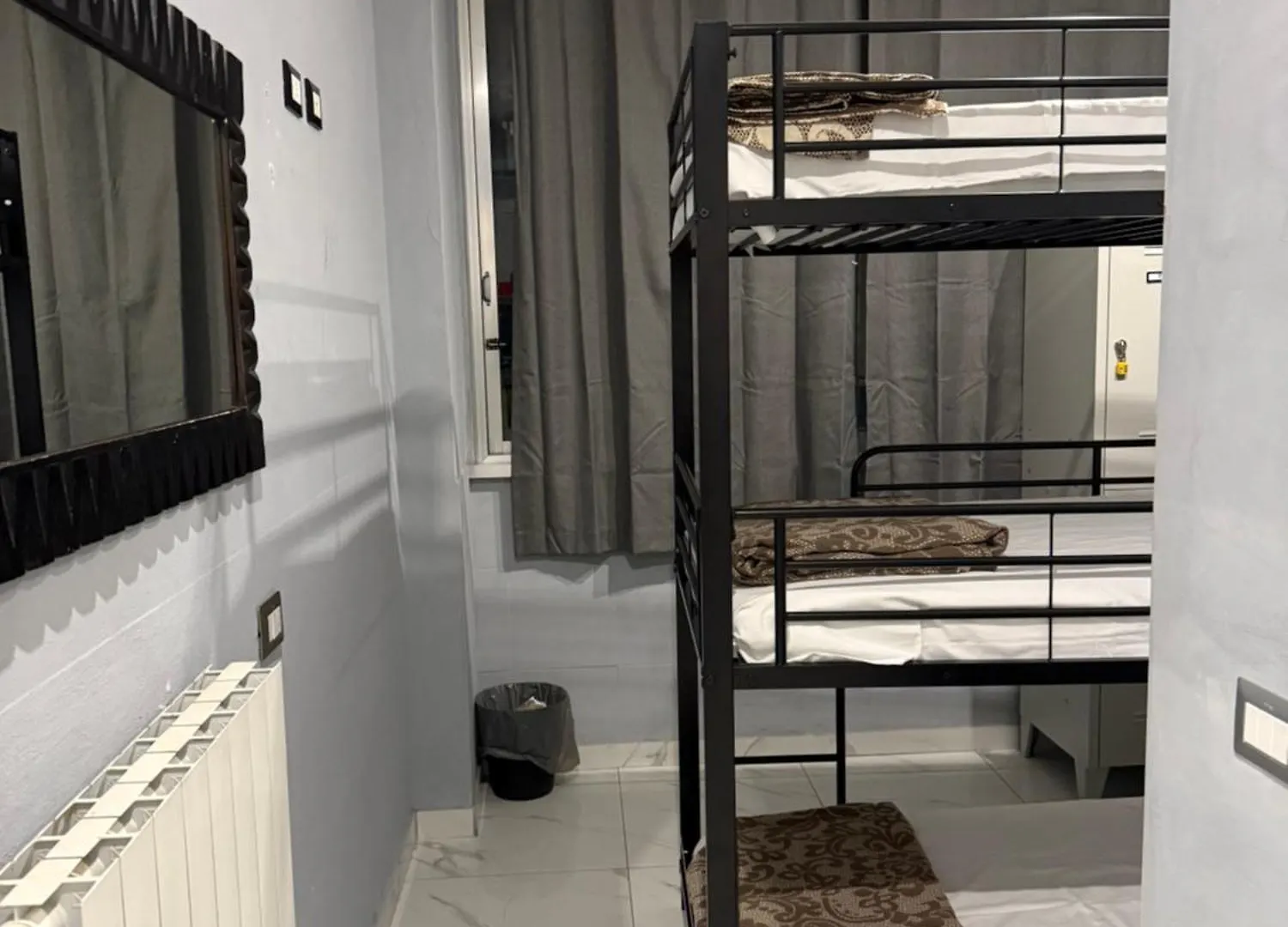 Lion University & Youth Hostel Milano